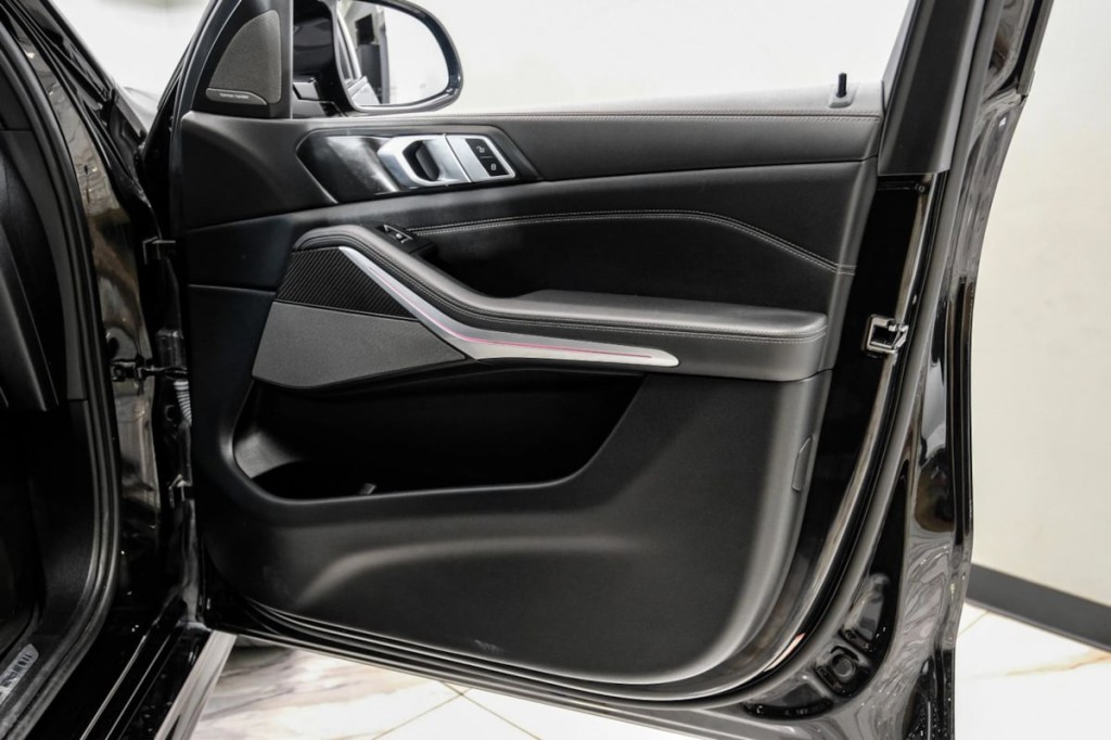 2024 BMW X5 Image 54