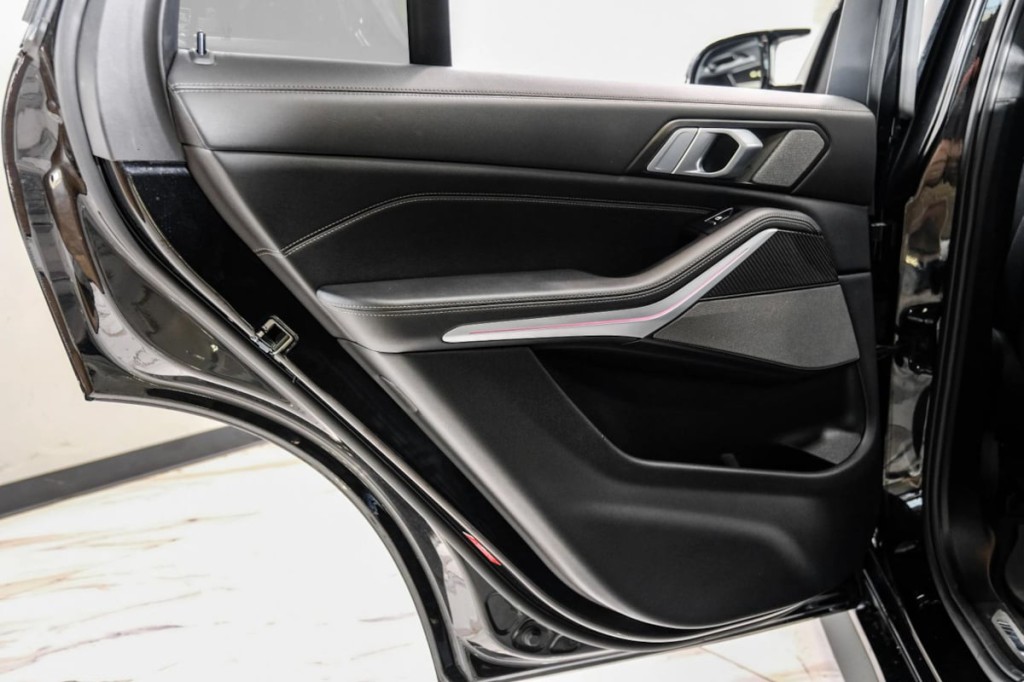 2024 BMW X5 Image 55