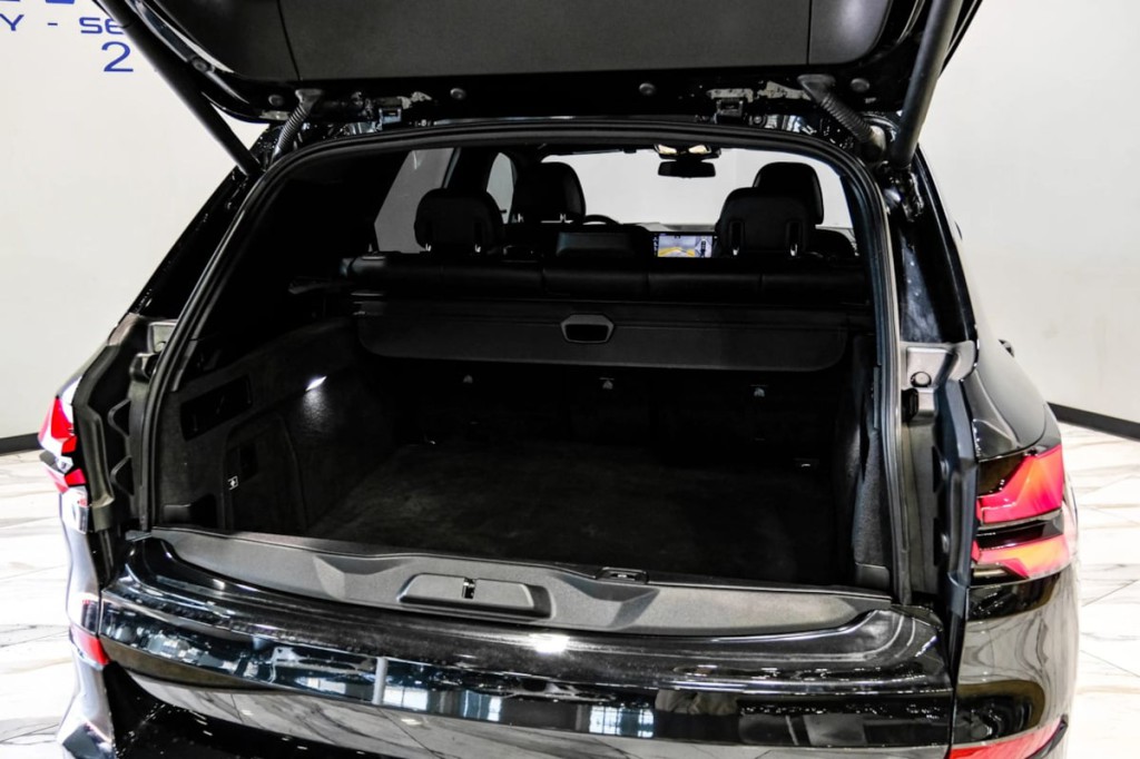 2024 BMW X5 Image 60