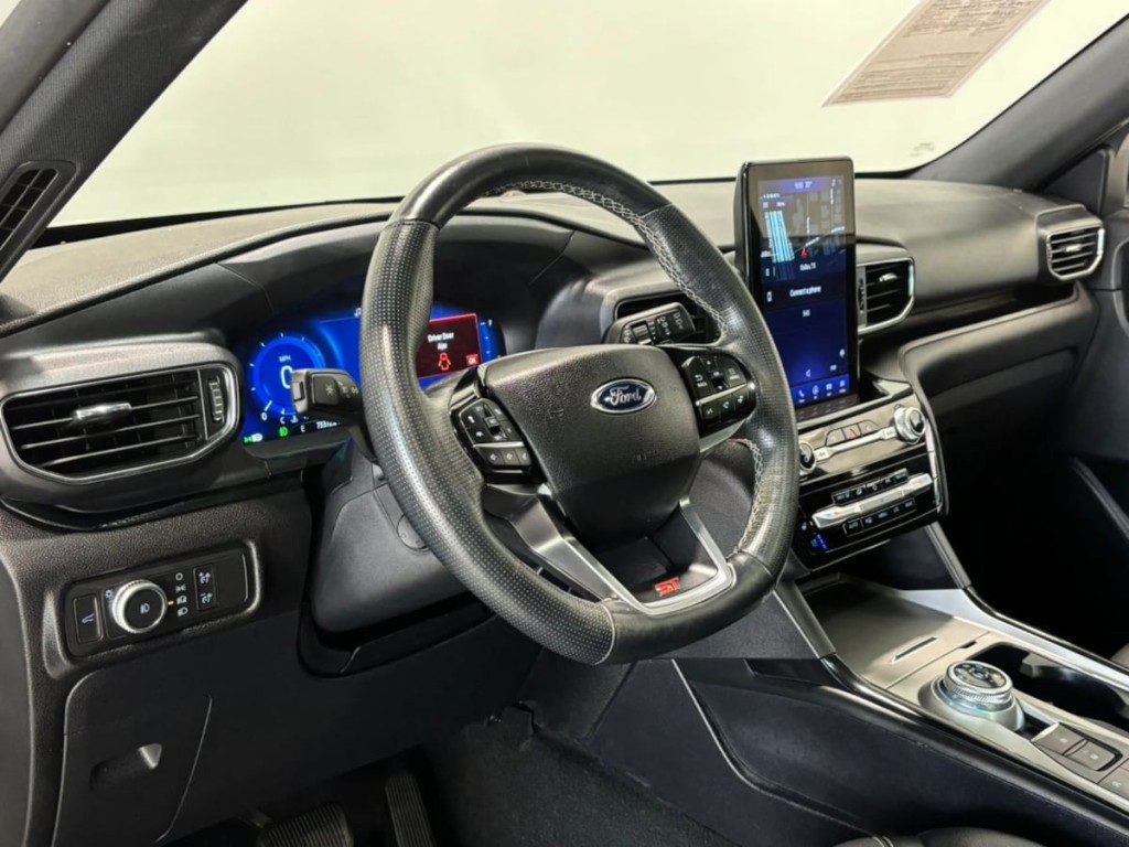 2021 Ford Explorer Image 14