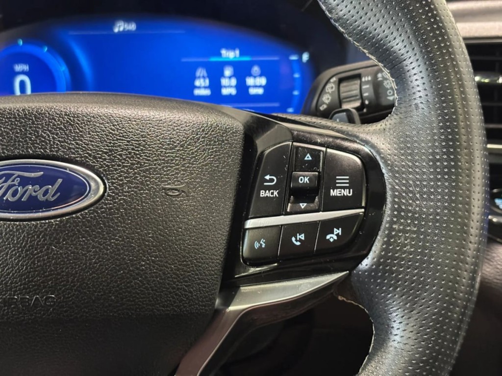 2021 Ford Explorer Image 17