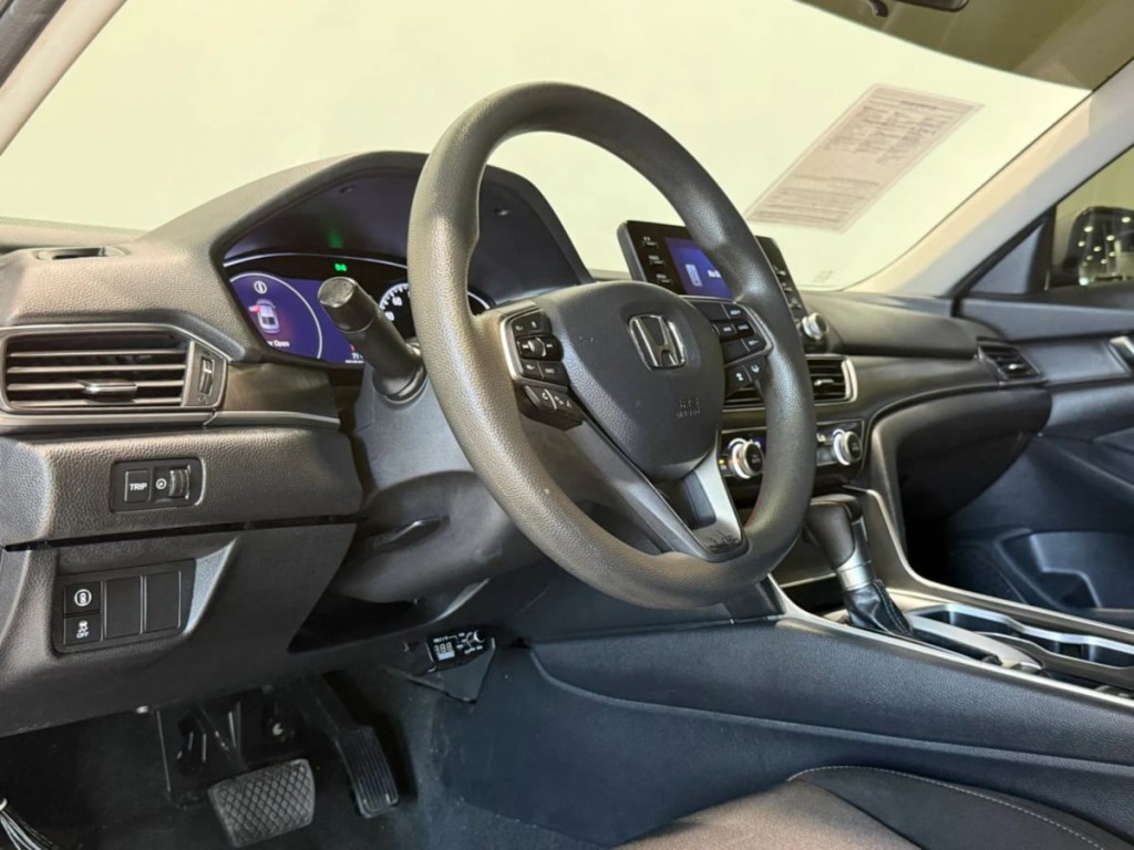2020 Honda Accord Image 12