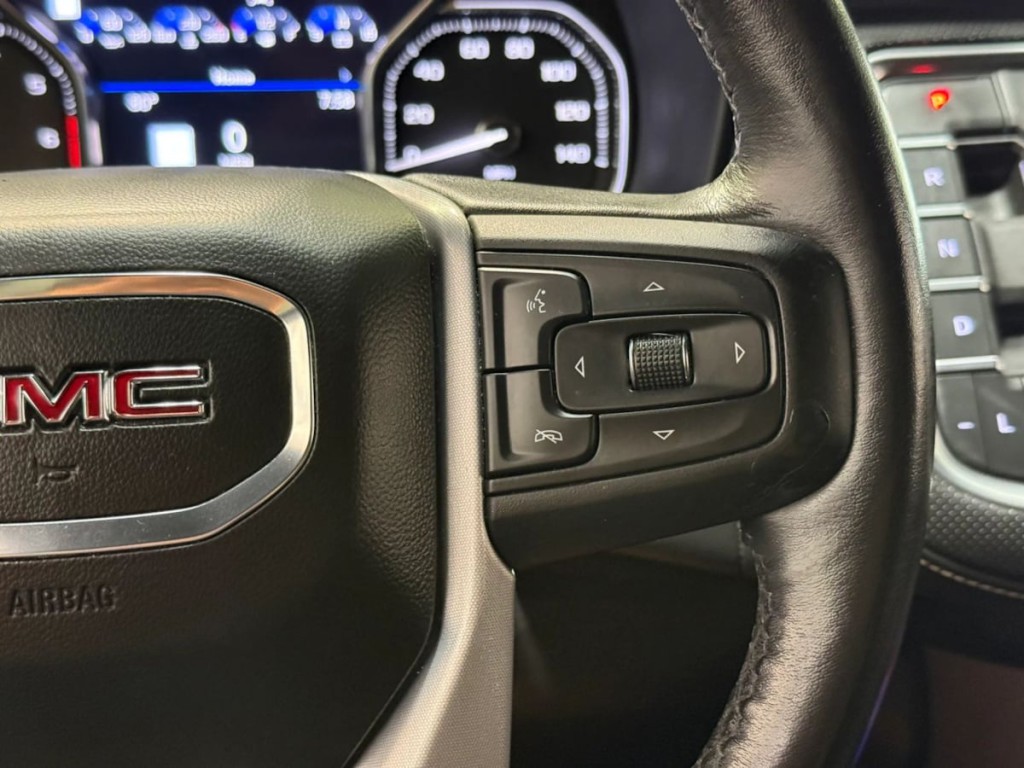 2021 GMC Yukon Image 17