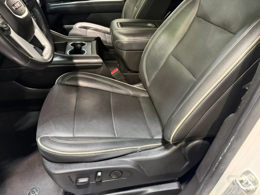 2021 GMC Yukon Image 23