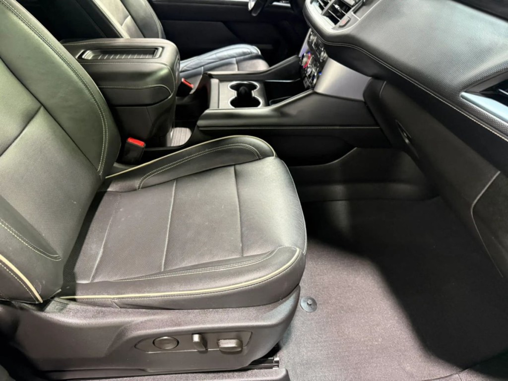 2021 GMC Yukon Image 28