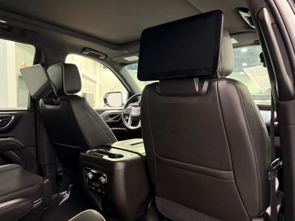 2021 GMC Yukon Image 31