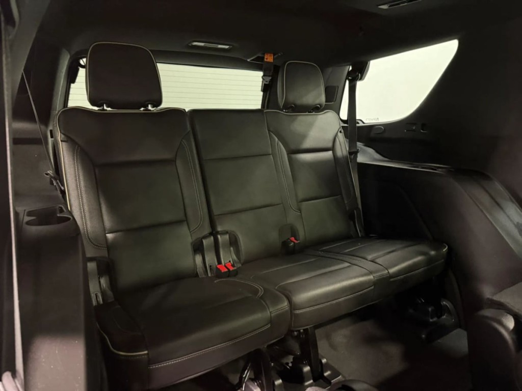 2021 GMC Yukon Image 32