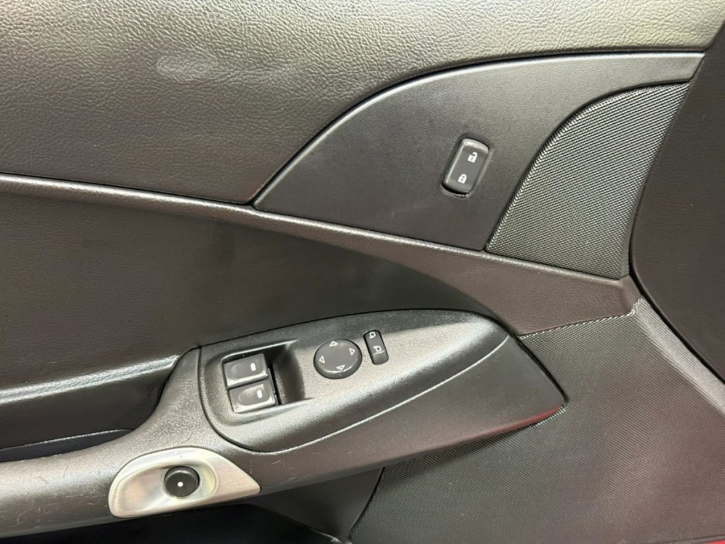 2013 Chevrolet Corvette Image 11
