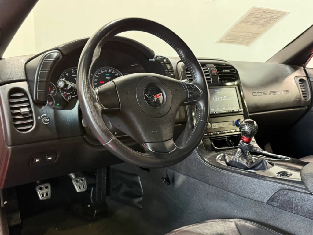 2013 Chevrolet Corvette Image 12