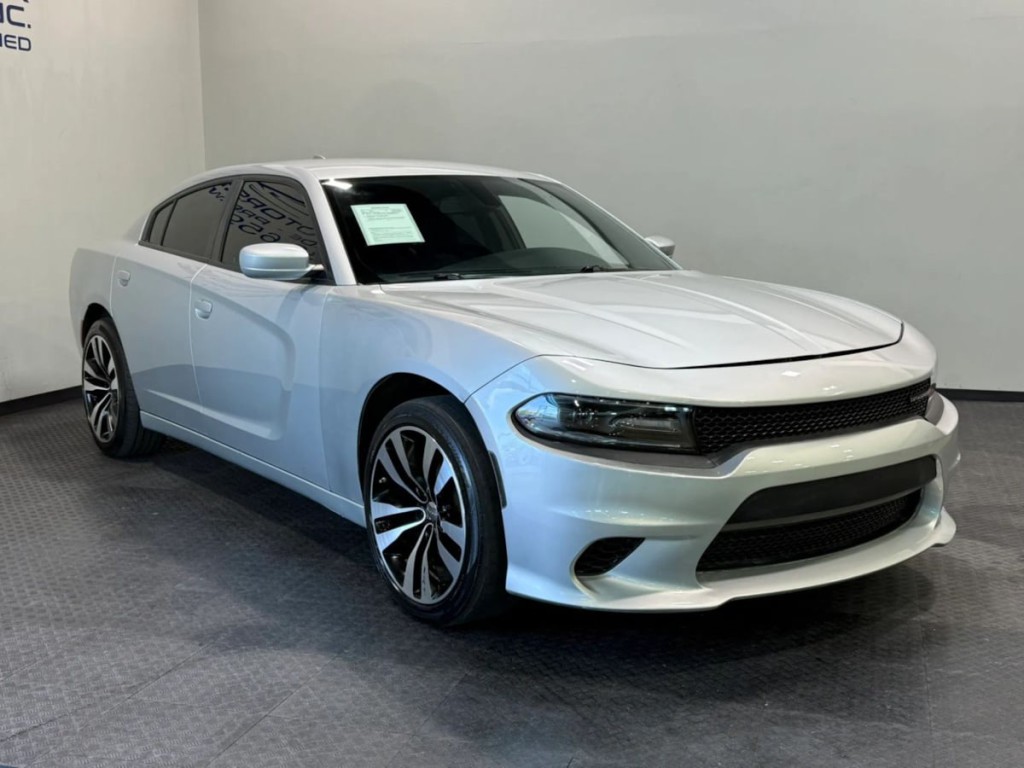 2022 Dodge Charger Image 4