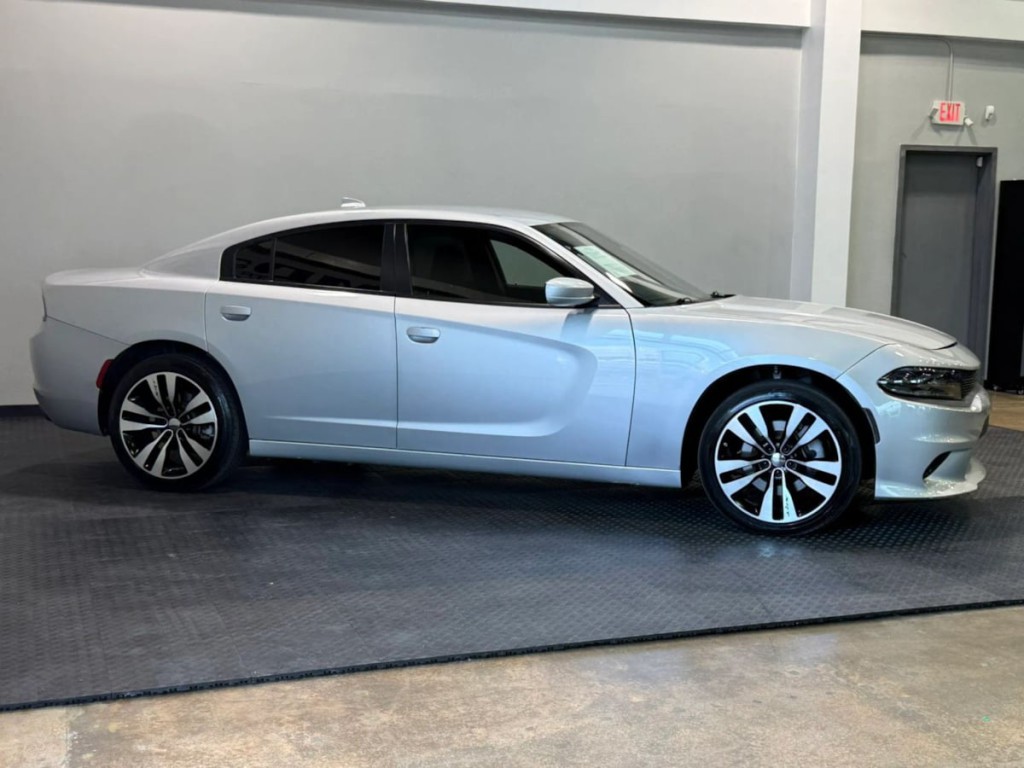 2022 Dodge Charger Image 5