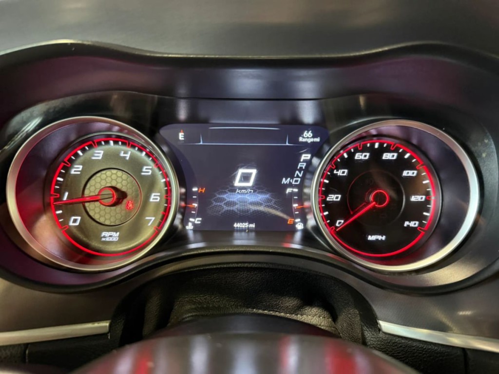 2022 Dodge Charger Image 16