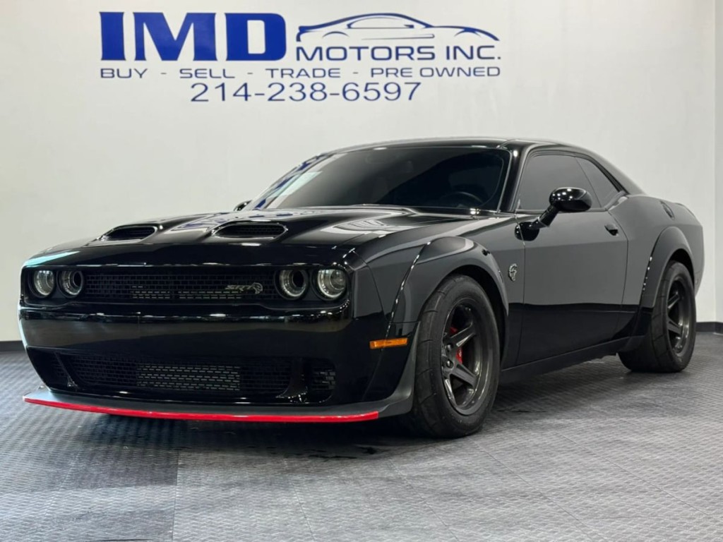 2022 Dodge Challenger Image 1