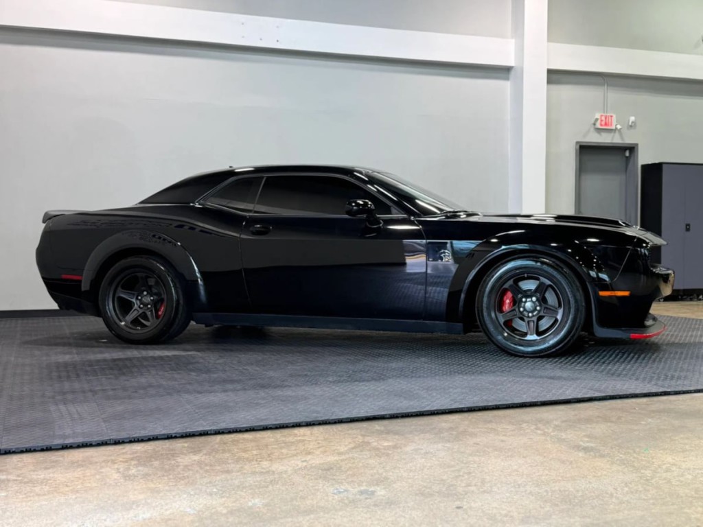 2022 Dodge Challenger Image 4