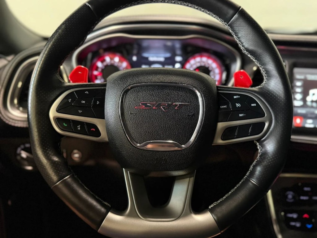 2022 Dodge Challenger Image 9