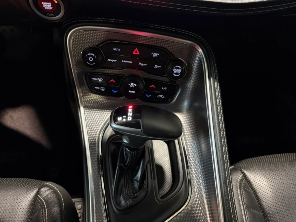 2022 Dodge Challenger Image 13