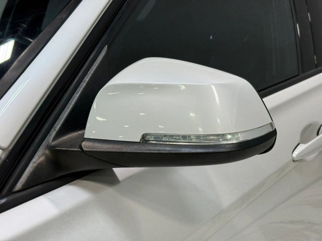2018 BMW 3 Series Image 7