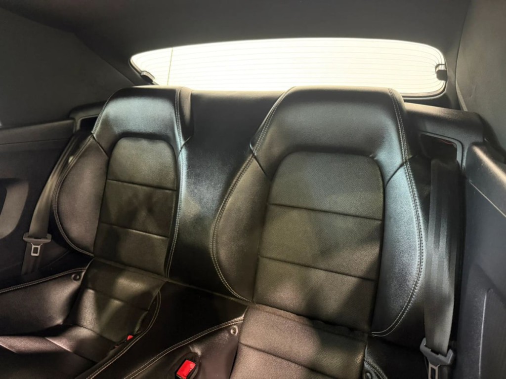 2019 Ford Mustang Image 24