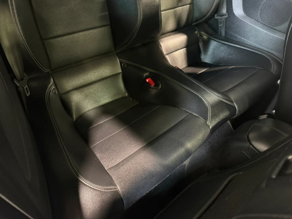 2019 Ford Mustang Image 29