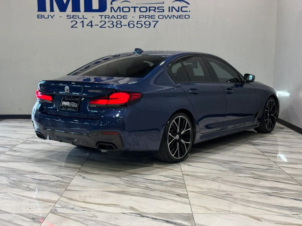2023 BMW 5 Series Image 6