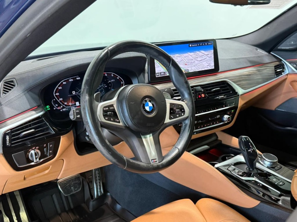2023 BMW 5 Series Image 14