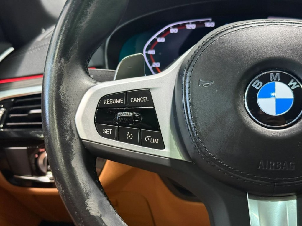 2023 BMW 5 Series Image 16