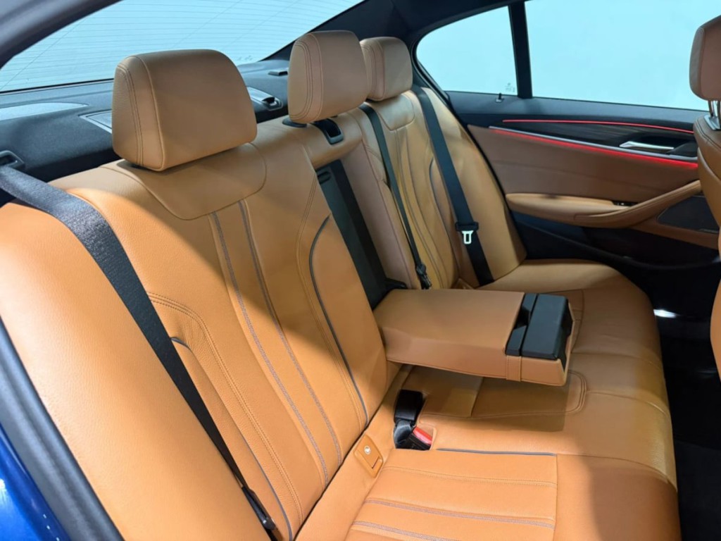 2023 BMW 5 Series Image 29