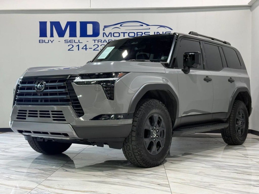 2024 Lexus GX Image 2