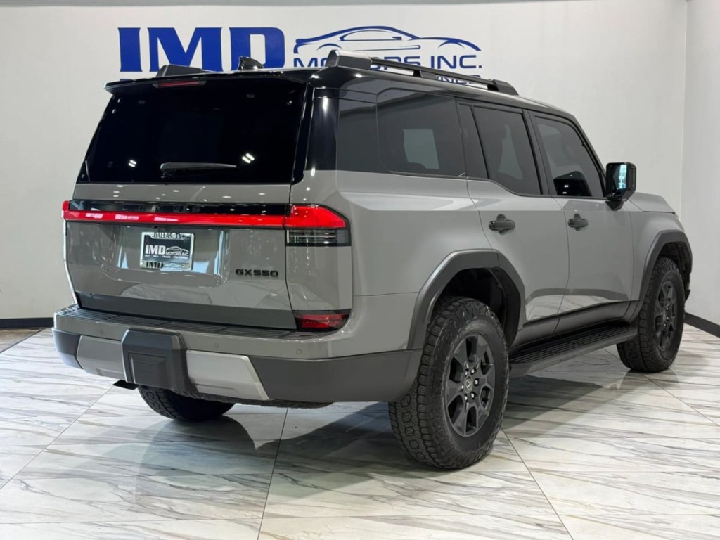 2024 Lexus GX Image 6