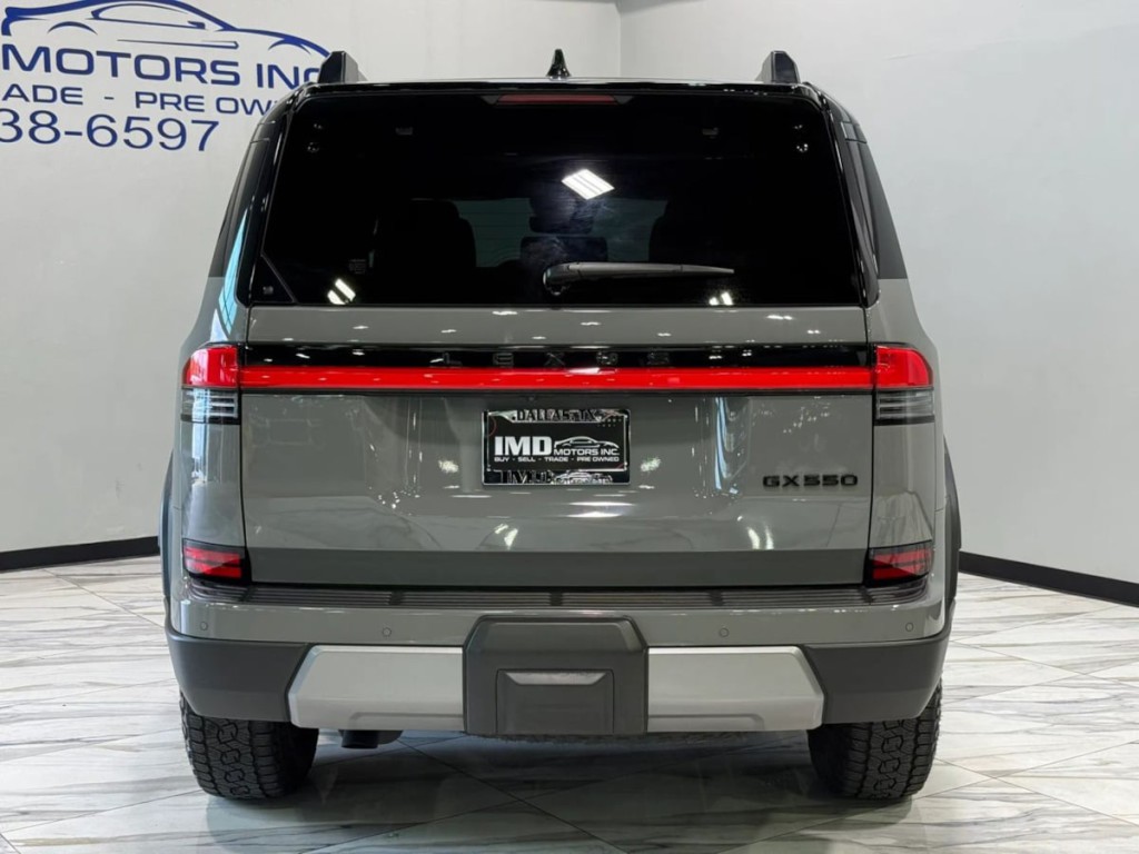 2024 Lexus GX Image 7