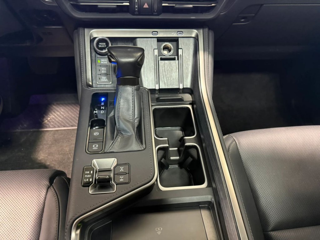 2024 Lexus GX Image 22