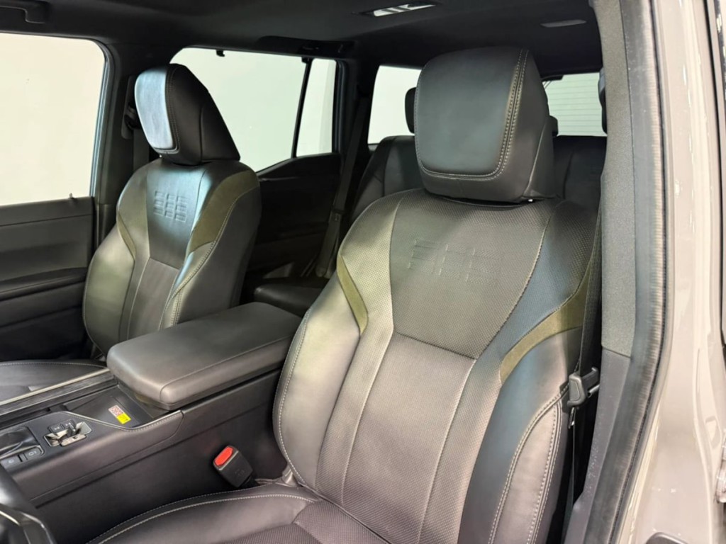 2024 Lexus GX Image 23