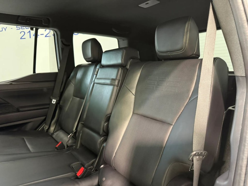 2024 Lexus GX Image 25