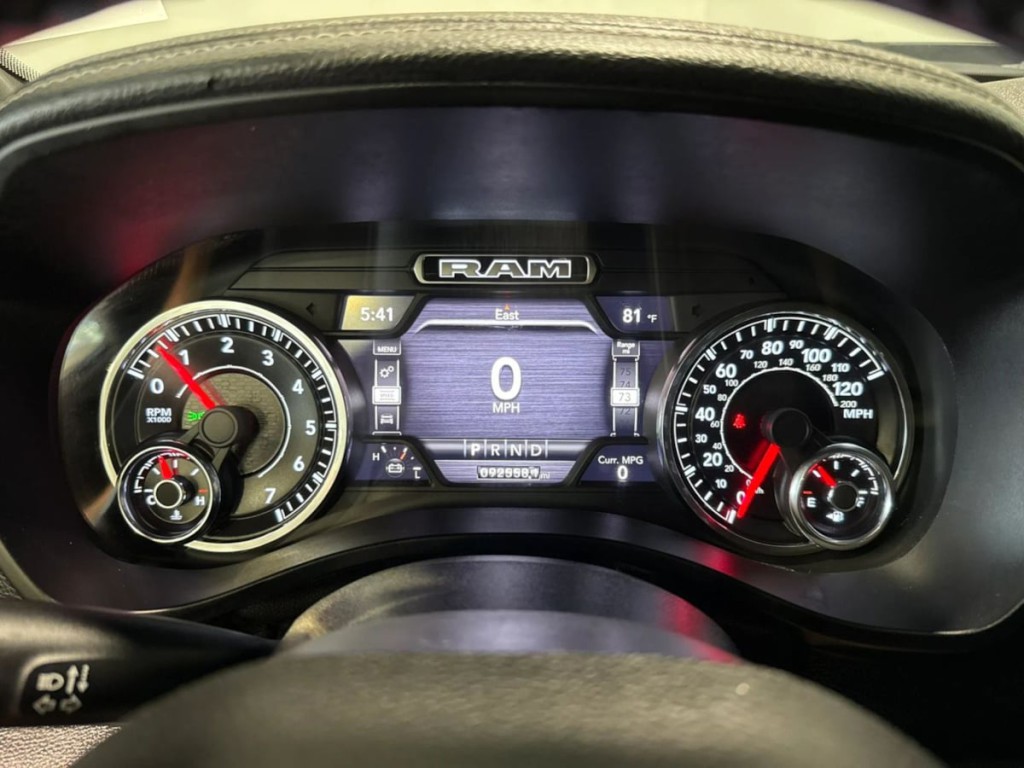 2021 RAM 1500 Image 17
