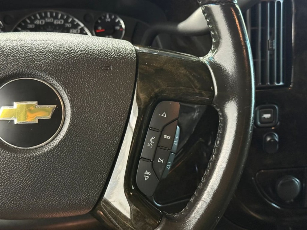 2017 Chevrolet Express Image 15