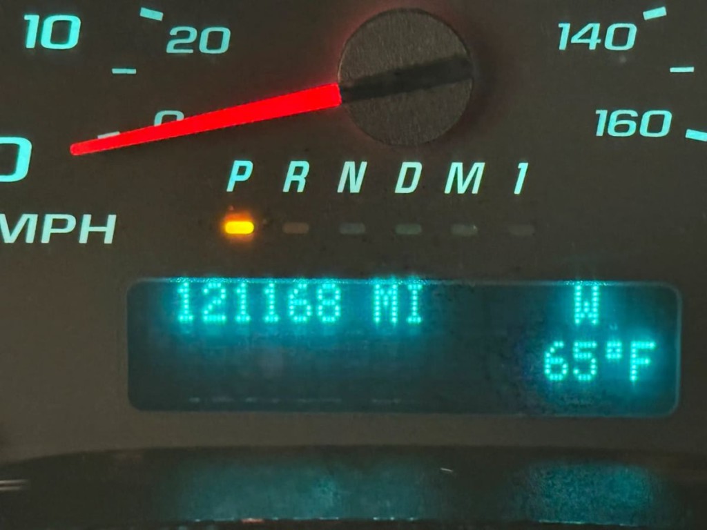 2017 Chevrolet Express Image 17