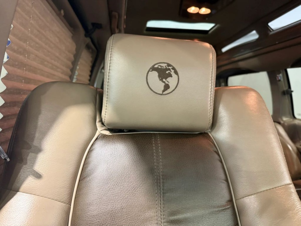 2017 Chevrolet Express Image 22