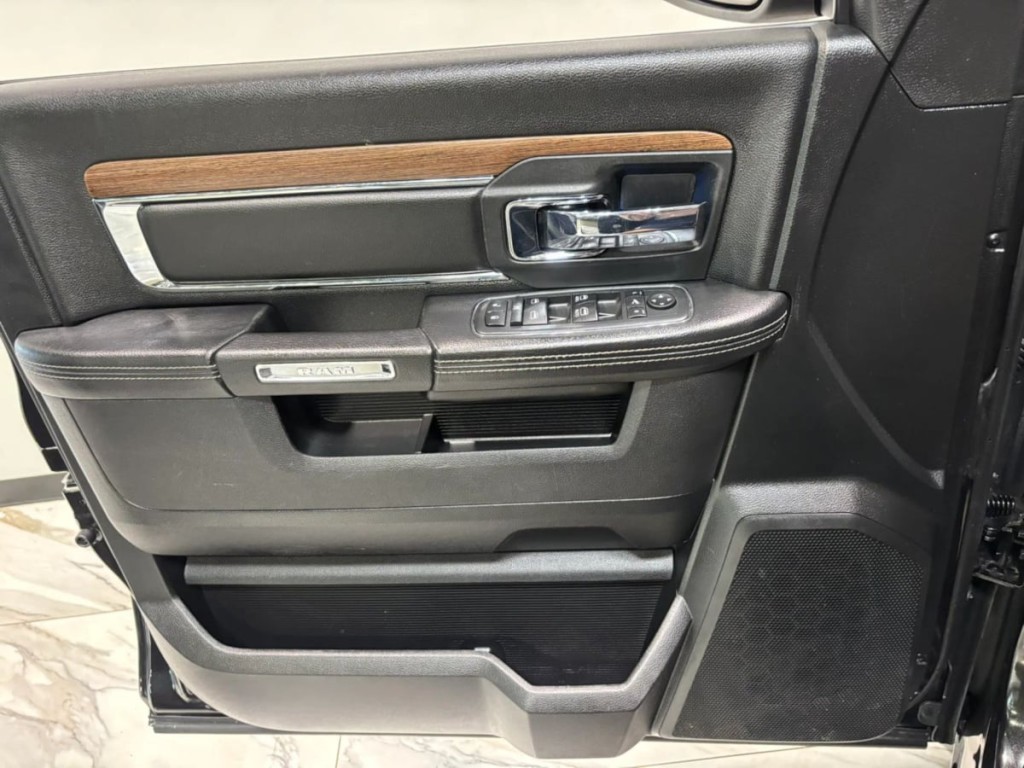 2017 RAM 1500 Image 10