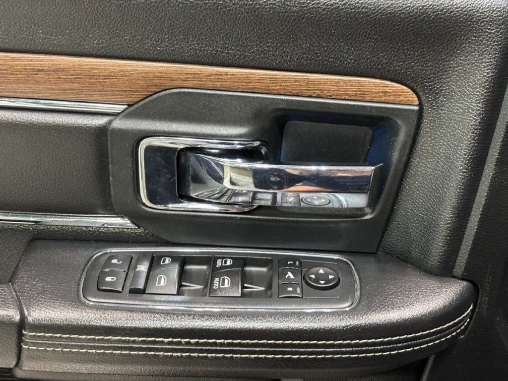 2017 RAM 1500 Image 11