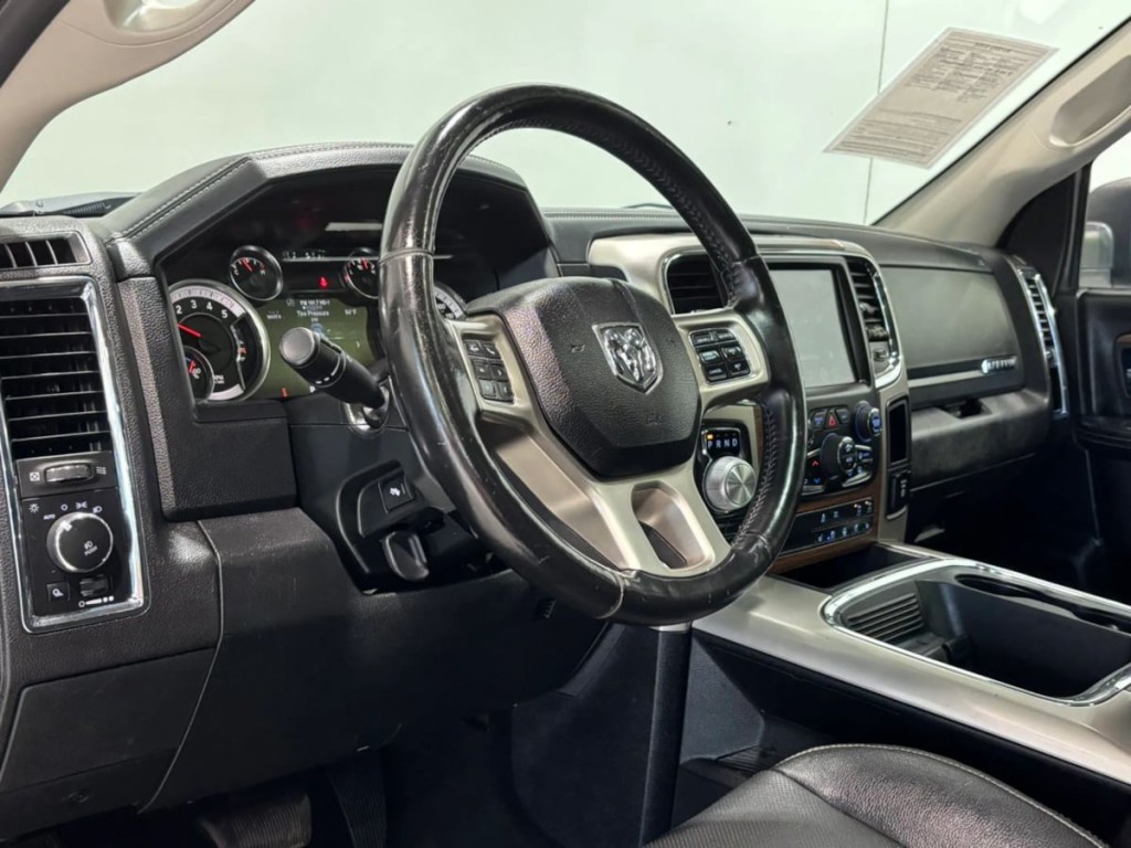 2017 RAM 1500 Image 12