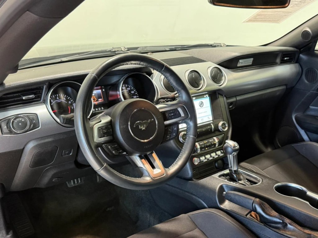 2018 Ford Mustang Image 12