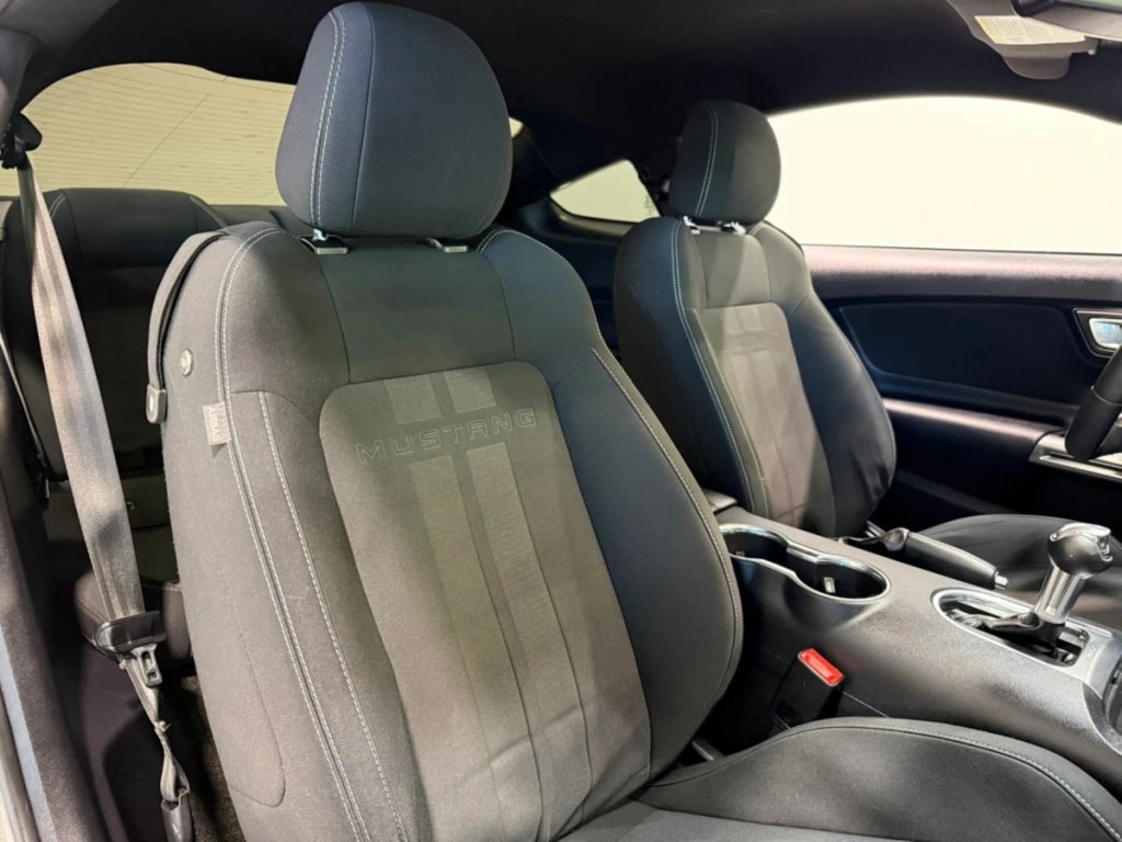 2018 Ford Mustang Image 25