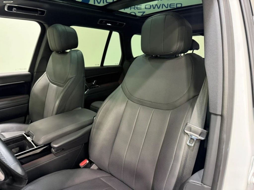 2023 Land Rover Range Rover Image 23