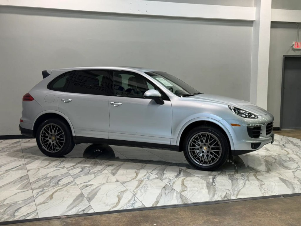 2017 Porsche Cayenne Image 5