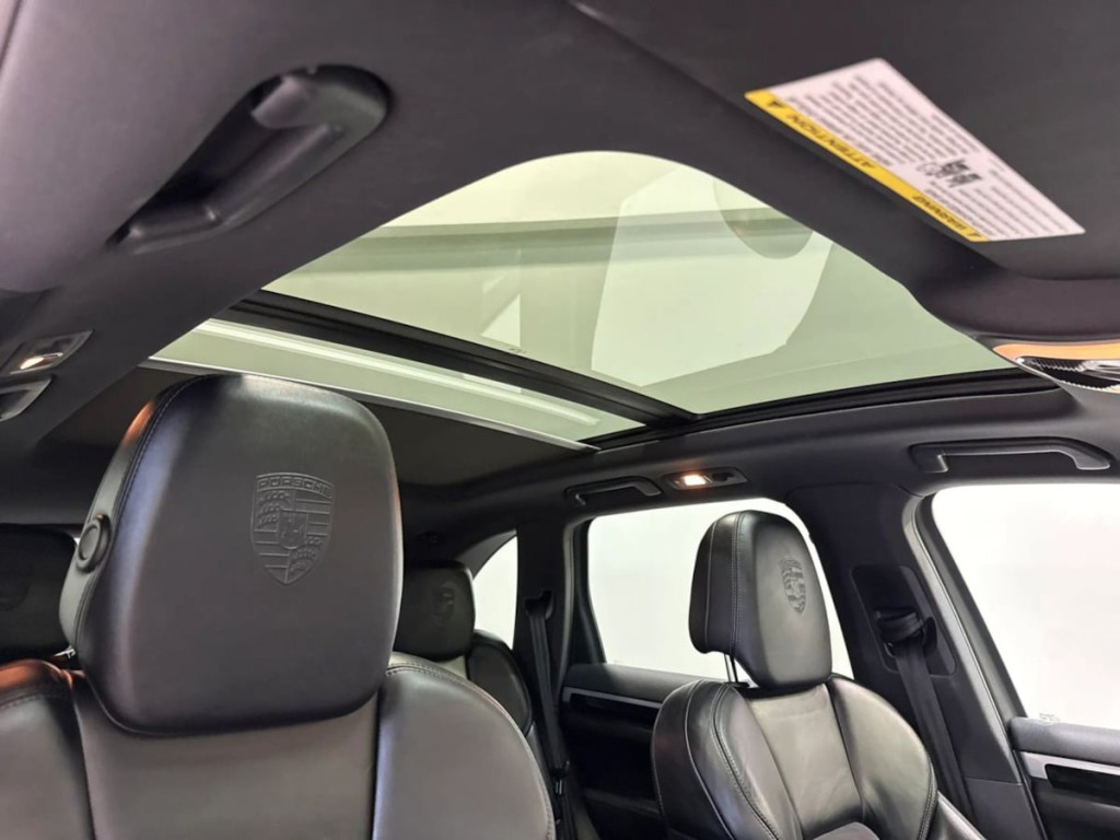 2017 Porsche Cayenne Image 27