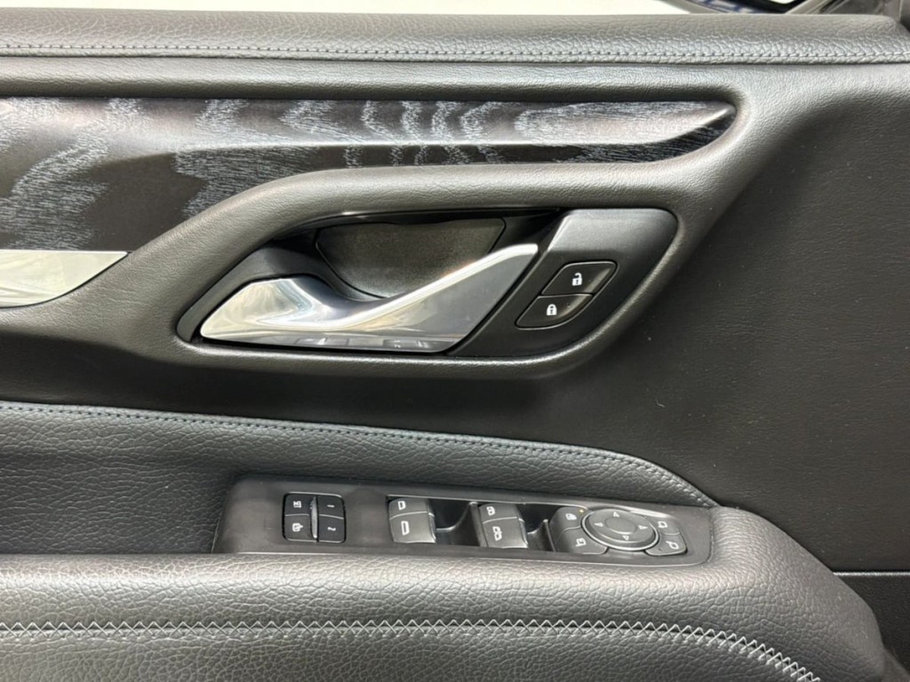 2021 GMC Yukon Image 13