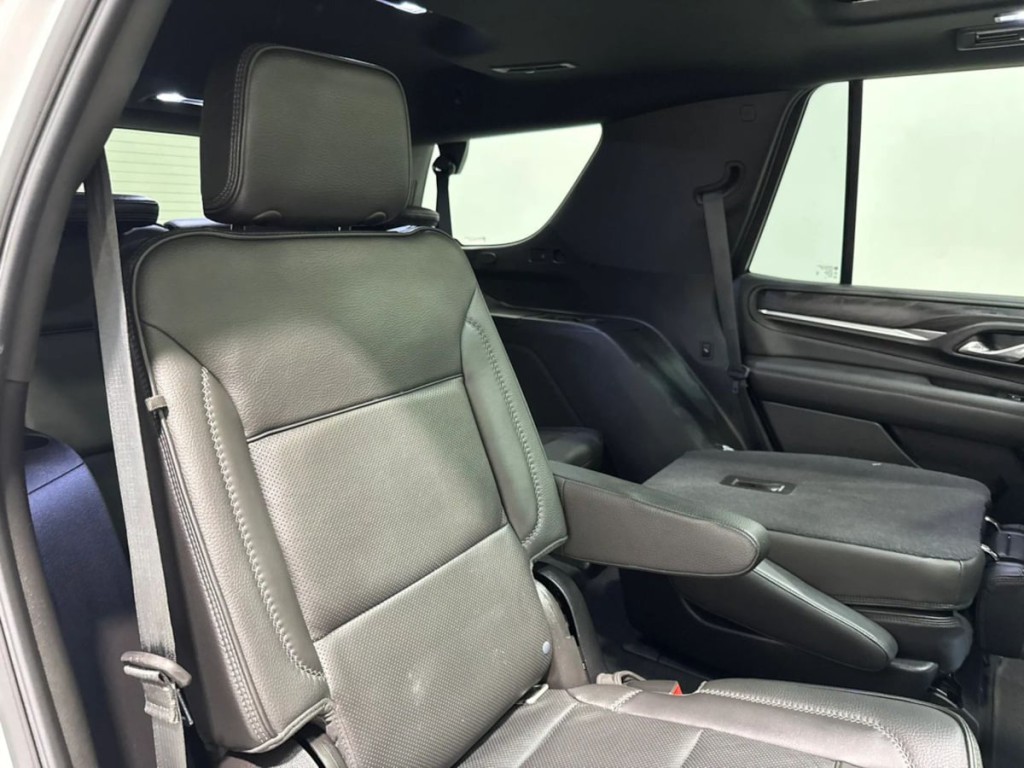 2021 GMC Yukon Image 30