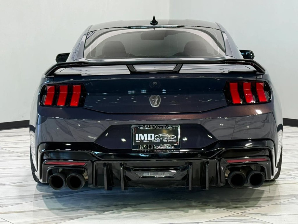 2025 Ford Mustang Image 7