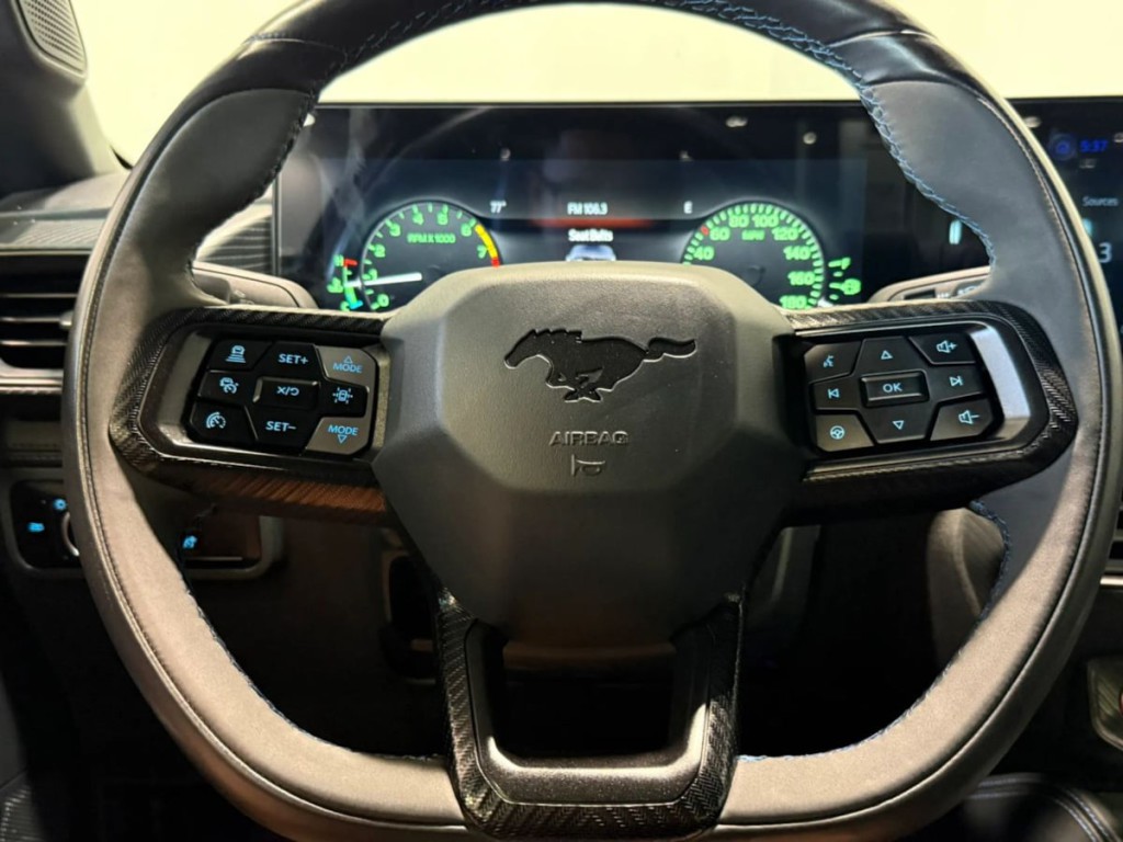 2025 Ford Mustang Image 16