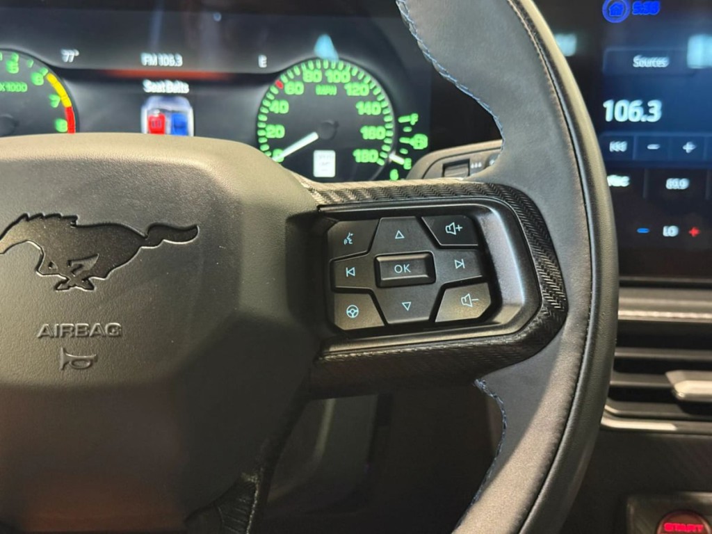 2025 Ford Mustang Image 18